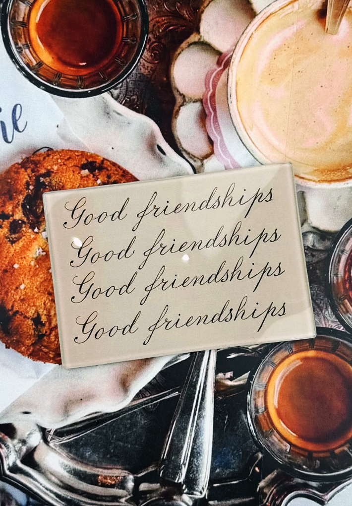 Good Friendships Cursive Decoupage Glass Tray