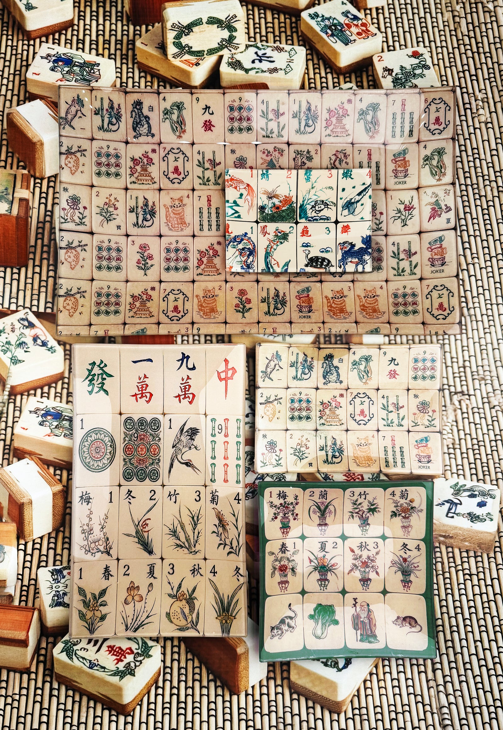 Imperial Garden Mahjong Decoupage Glass Tray